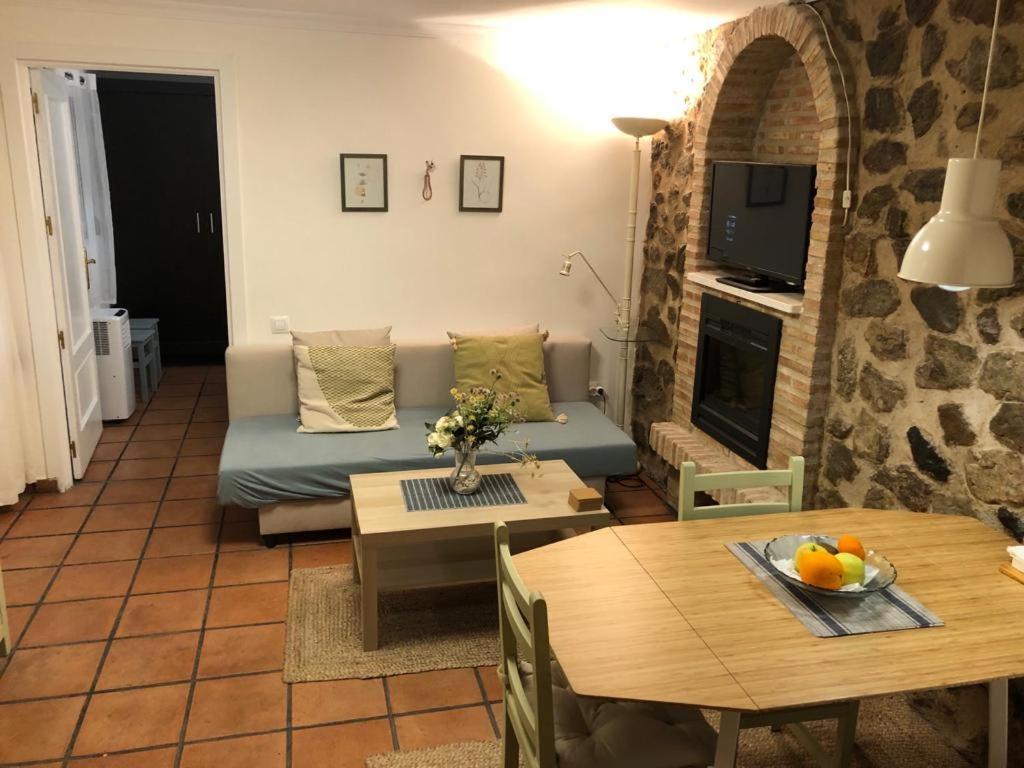 Apartamento Familiar En Toledo, Con 2 Dormitorios, Camas De Matrimonio, Ideal Ubicacion Y Fantasticas Vistas エクステリア 写真