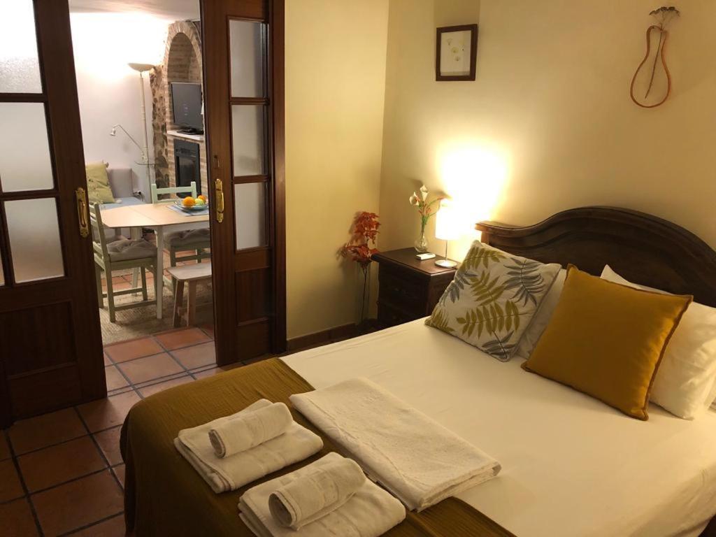Apartamento Familiar En Toledo, Con 2 Dormitorios, Camas De Matrimonio, Ideal Ubicacion Y Fantasticas Vistas エクステリア 写真