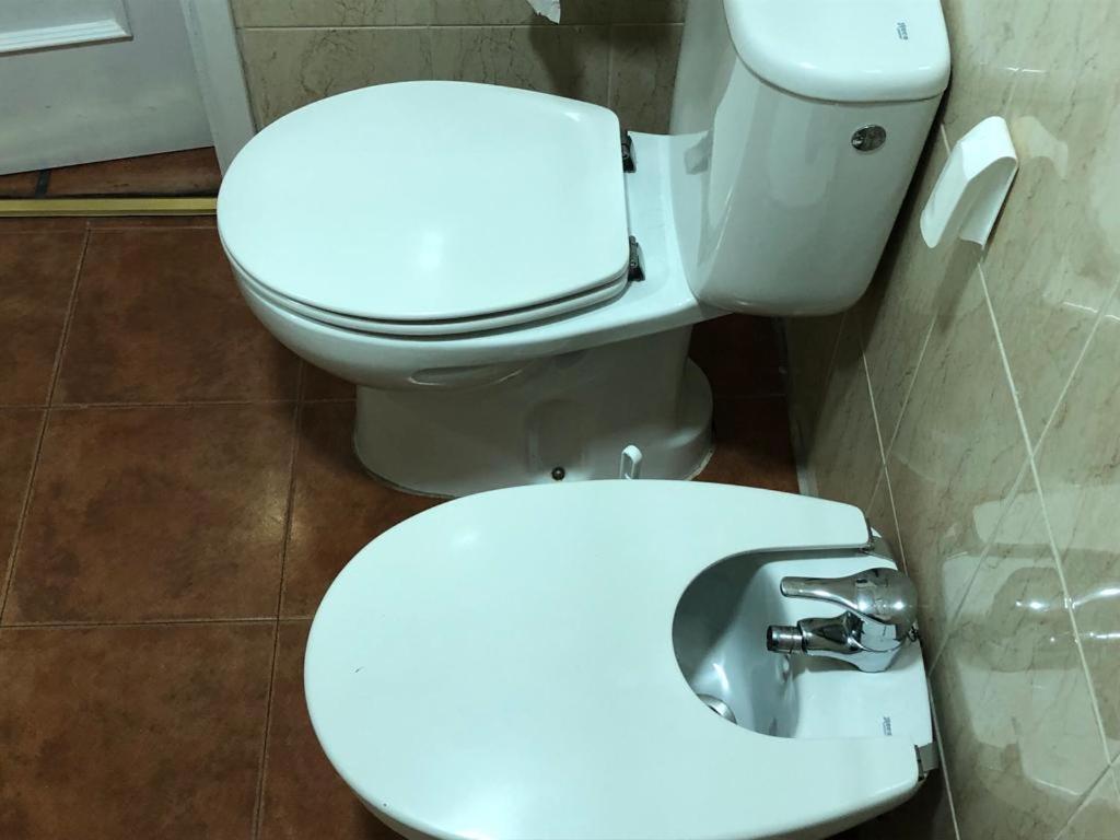 Apartamento Familiar En Toledo, Con 2 Dormitorios, Camas De Matrimonio, Ideal Ubicacion Y Fantasticas Vistas エクステリア 写真